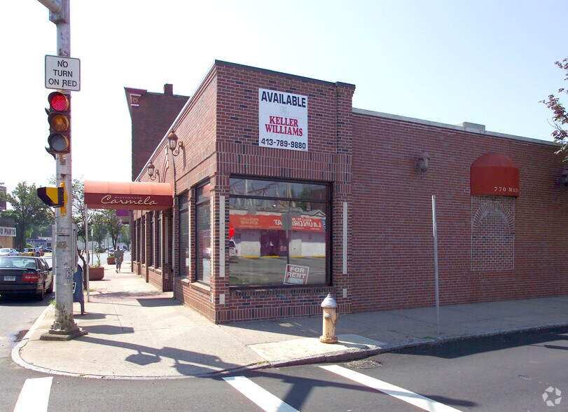 764-772 Main St, Springfield, MA à louer - Photo de l’immeuble – Image 3 sur 13