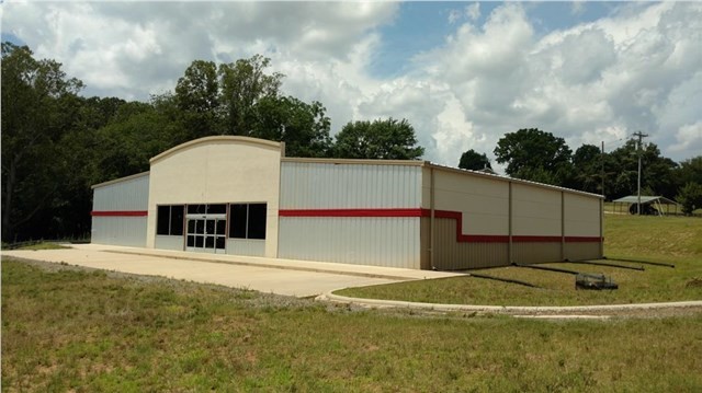 33 Sparta Rd, North Wilkesboro, NC à louer - Photo principale – Image 1 sur 6