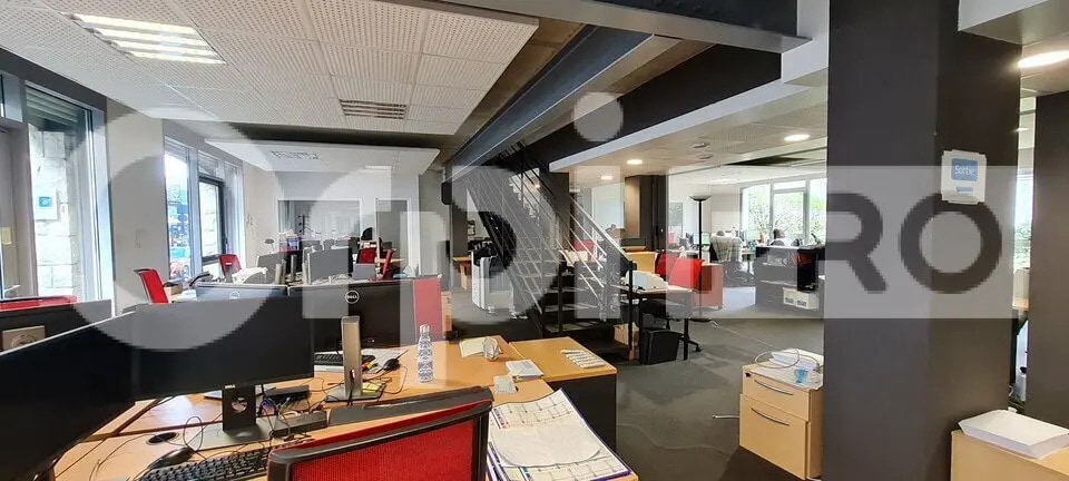 Bureau dans Saint-Brieuc à louer - Photo de l’immeuble – Image 3 sur 5