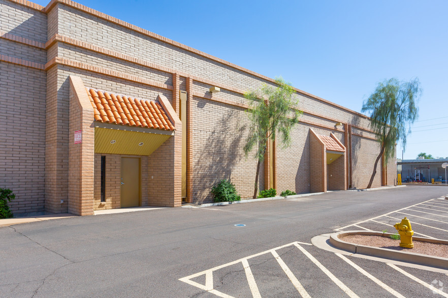 1701 W 10th St, Tempe, AZ à louer - Photo de l’immeuble – Image 3 sur 3