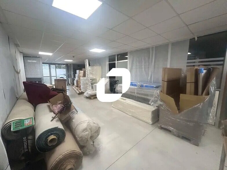 Bureau dans Argenteuil à louer - Photo intérieure – Image 3 sur 12