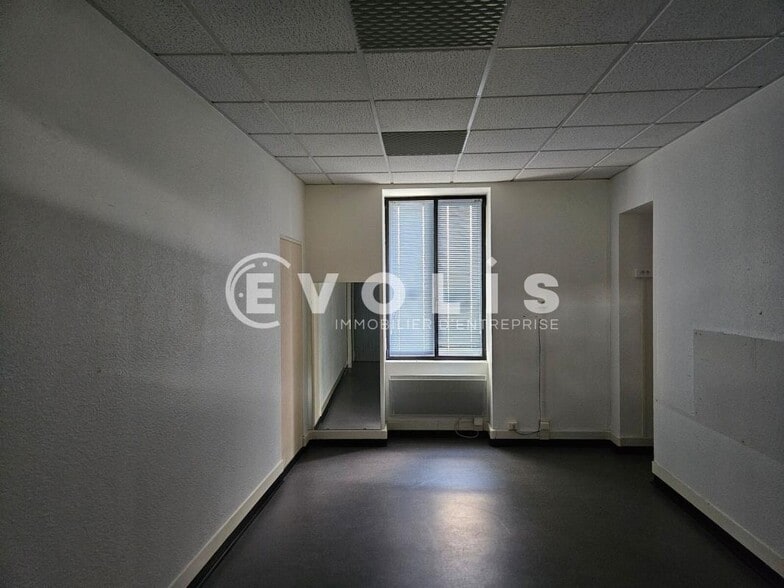 Bureau dans Les Ulis à vendre - Photo intérieure – Image 3 sur 10