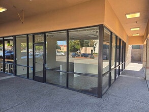 300-900 NW Eastman Pky, Gresham, OR à louer Photo de l’immeuble– Image 2 sur 7