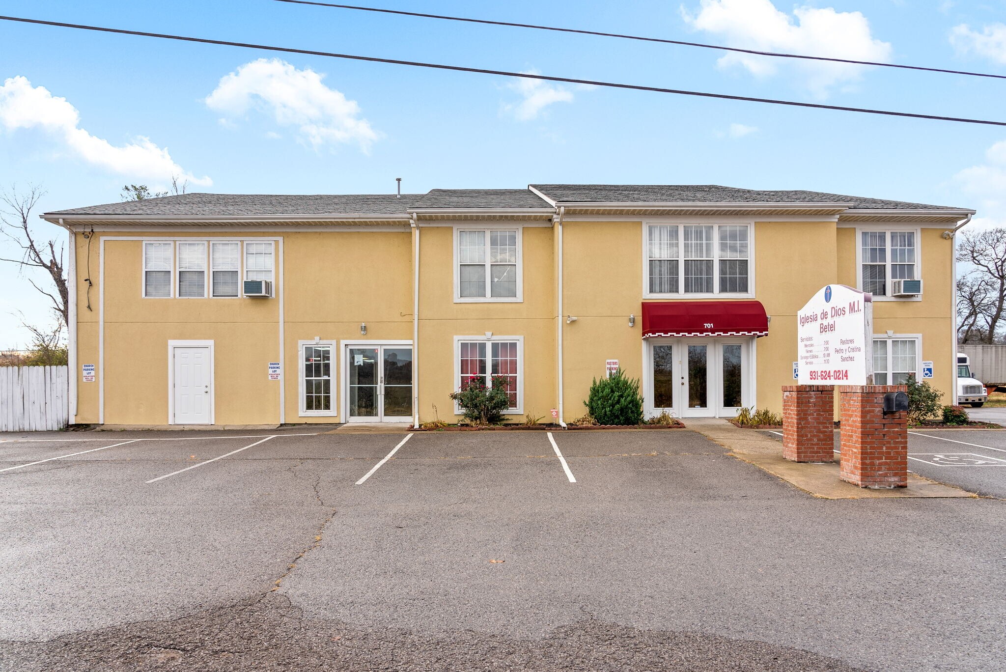 701 Red River St, Clarksville, TN à vendre Photo de l’immeuble– Image 1 sur 23