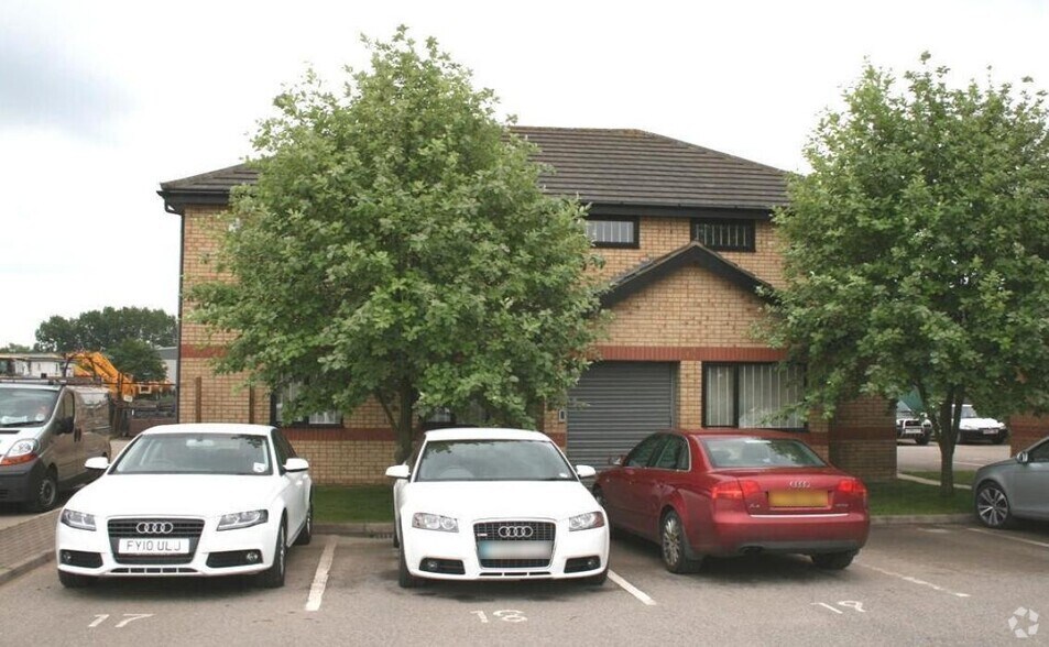 Exchange Rd, Lincoln à louer - Photo de l’immeuble – Image 2 sur 3