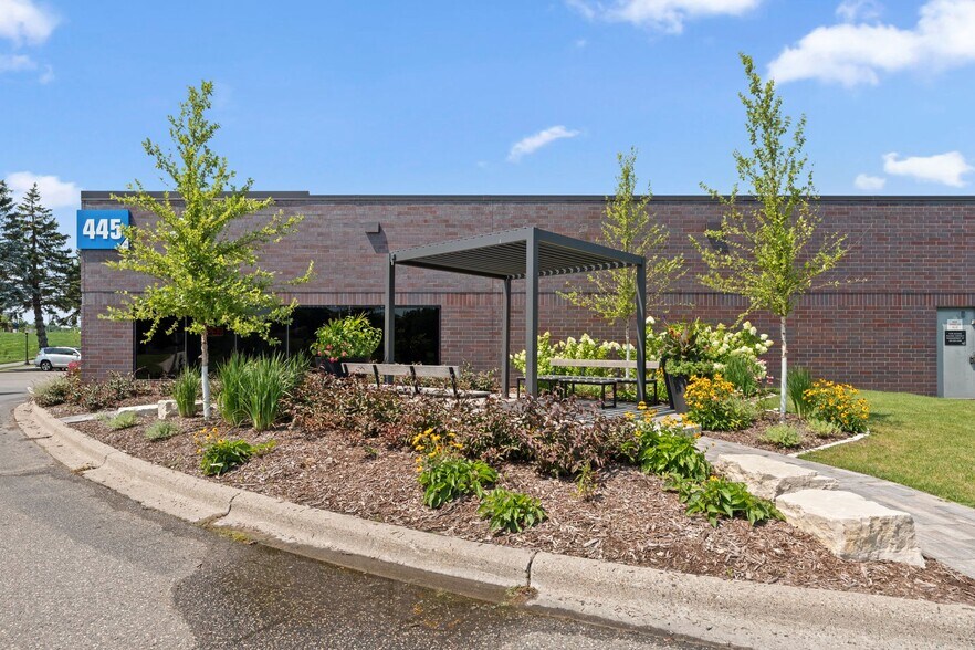 425 Etna St, Saint Paul, MN à louer - Photo de l’immeuble – Image 3 sur 28