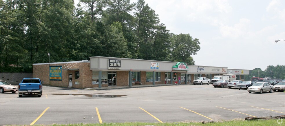 250-270 Forest Rd, Bessemer, AL à louer - Photo de l’immeuble – Image 3 sur 10
