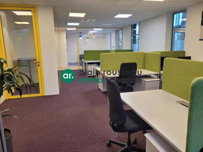Bureau dans La Chapelle-sur-Erdre à louer - Photo de l’immeuble – Image 2 sur 8