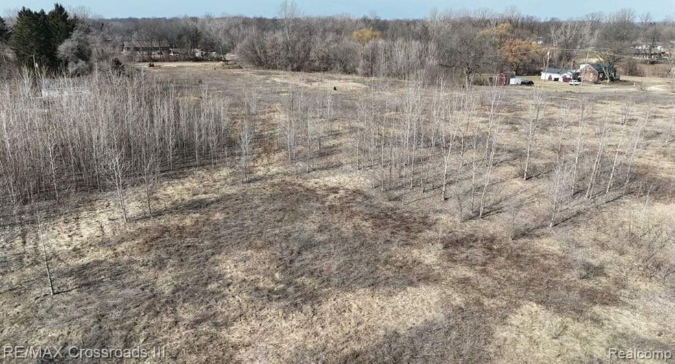 Bemis Rd, Van Buren Township, MI à vendre - Photo principale – Image 1 sur 1