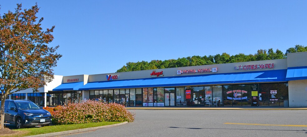 2292 York River Crossing, Gloucester, VA à louer - Photo de l’immeuble – Image 1 sur 6