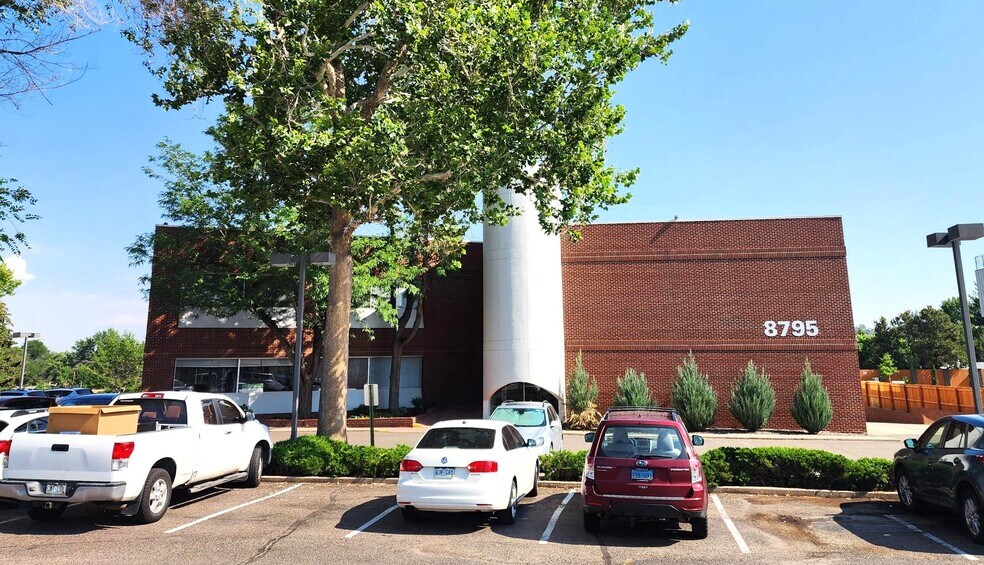 8795 Ralston Rd, Arvada, CO à vendre - Photo de l’immeuble – Image 3 sur 23