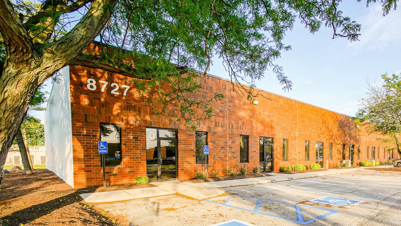 8727 Commerce Park Pl, Indianapolis, IN à louer Photo principale– Image 1 sur 6
