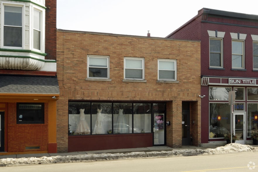 1414 Plainfield Ave NE, Grand Rapids, MI à louer - Photo principale – Image 1 sur 13