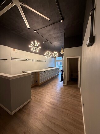 Plus de détails pour 1004 Main St, Lafayette, IN - Local commercial à louer