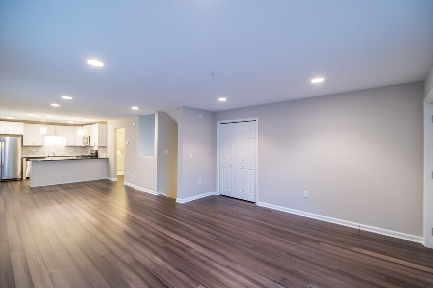 3512 DuPont Ave S, Minneapolis, MN à vendre - Photo intérieure – Image 2 sur 6