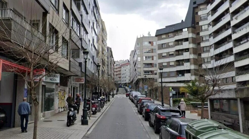 Rúa Zamora, 67, Vigo, Pontevedra à vendre - Photo de l’immeuble – Image 2 sur 4
