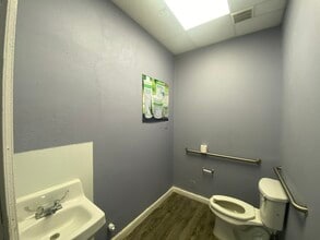 6600-6924 Antoine Dr, Houston, TX à louer Photo de l’immeuble– Image 2 sur 3