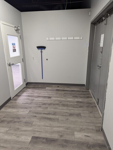 103 Scurfield Blvd, Winnipeg, MB à louer - Photo intérieure – Image 3 sur 11