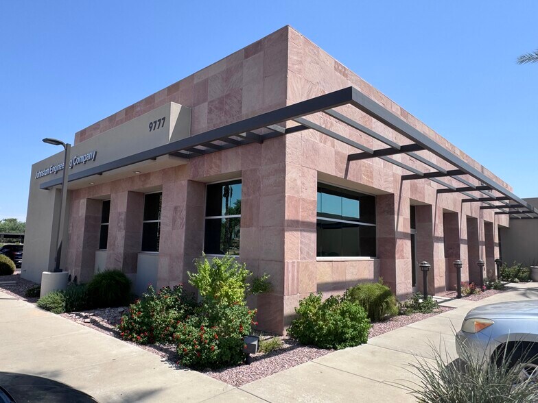 9777 N 91st St, Scottsdale, AZ à vendre - Photo de l’immeuble – Image 2 sur 8