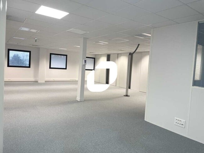 Plus de détails pour Bureau à louer