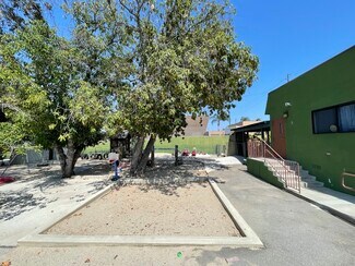 Plus de détails pour 2427 Pacific Coast Hwy, Lomita, CA - Bureau/Local commercial à louer