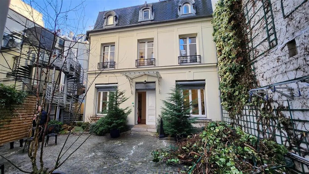 Bureau dans Paris à louer - Photo de l’immeuble – Image 1 sur 9