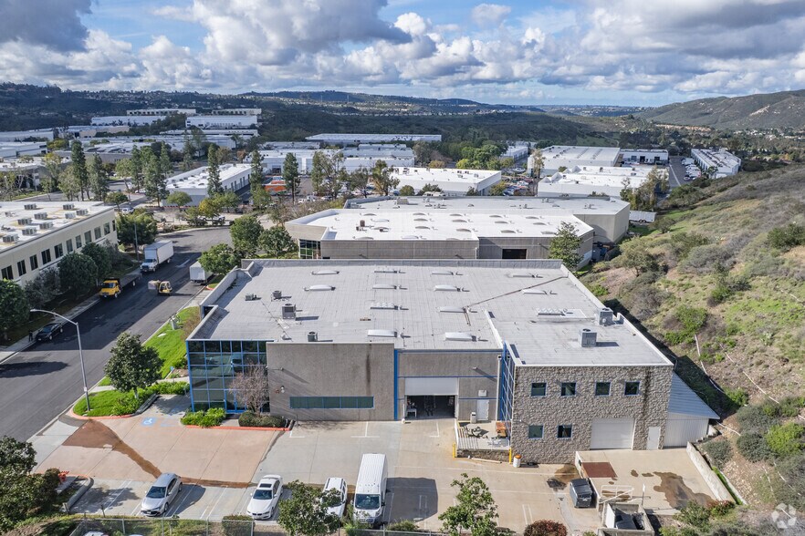 12778 Brookprinter Pl, Poway, CA à louer - Aérien – Image 3 sur 4
