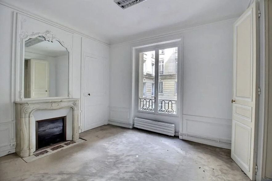 3 Rue Anatole De La Forge, Paris à vendre - Photo de l’immeuble – Image 3 sur 9