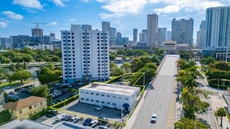 Plus de détails pour 529 W Flagler St, Miami, FL - Bureau à louer