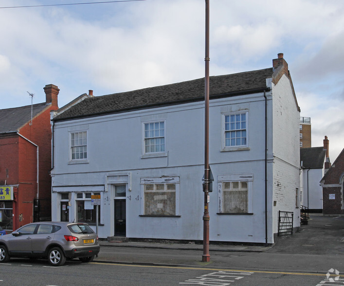 30-32 High St, Brierley Hill à louer - Photo principale – Image 1 sur 2