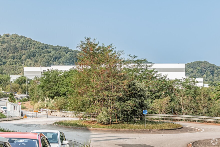 Industriel/Logistique dans Galdakao, Vizcaya à louer - Photo de l’immeuble – Image 3 sur 10