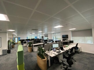 Plus de détails pour Cranbrook Way, Solihull - Bureau à louer