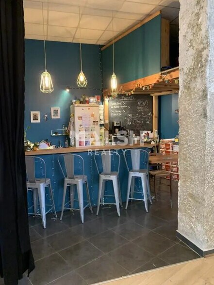 Local commercial dans Lyon à louer - Photo de l’immeuble – Image 3 sur 5