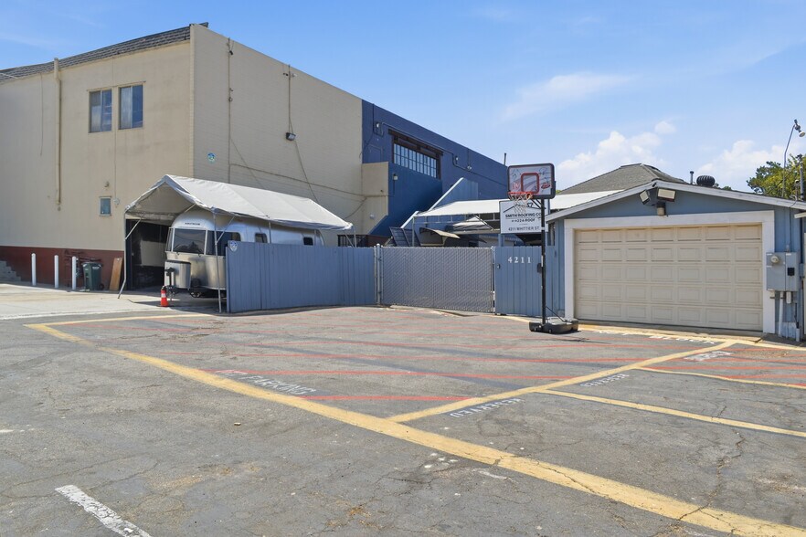 4212 Voltaire St, San Diego, CA à vendre - Photo de l’immeuble – Image 3 sur 3