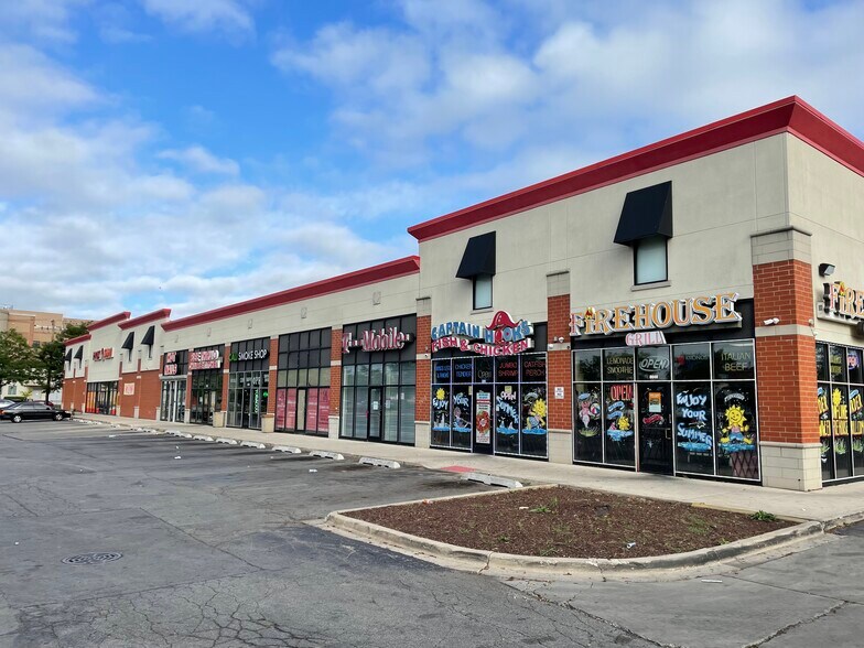 5630-5660 W Roosevelt Rd, Chicago, IL à louer - Photo de l’immeuble – Image 1 sur 5