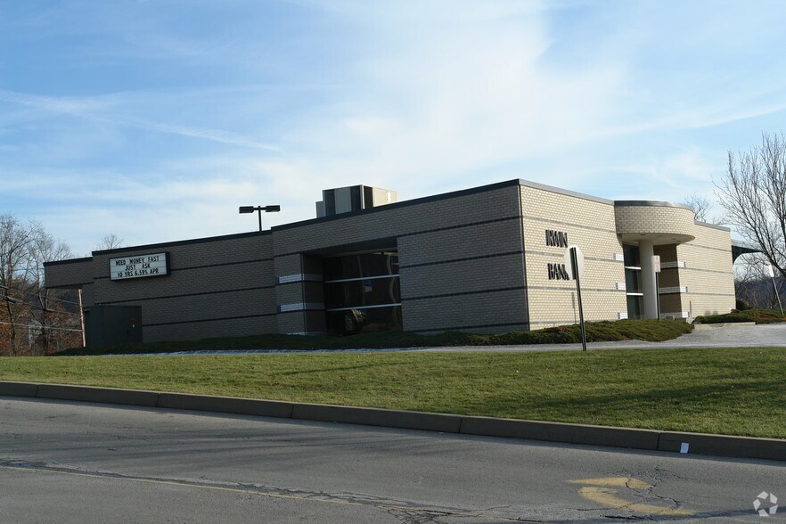 4580 Broadway Blvd, Monroeville, PA à vendre - Photo de l’immeuble – Image 3 sur 3