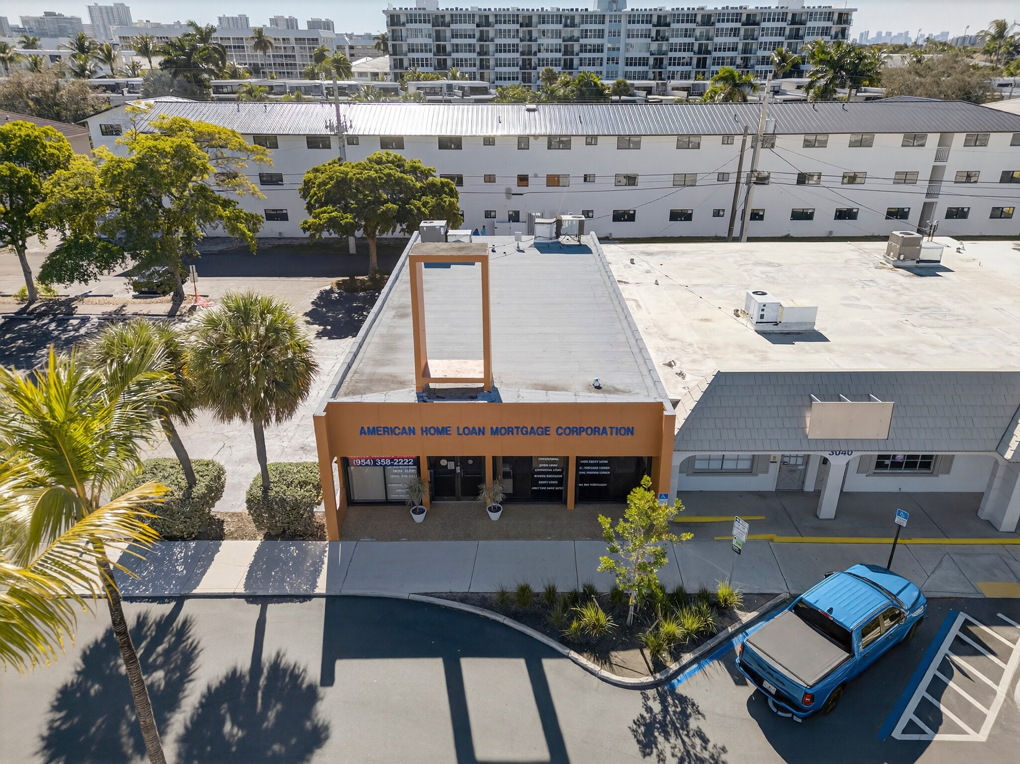 3050 E Commercial Blvd, Fort Lauderdale, FL à vendre Photo principale– Image 1 sur 32