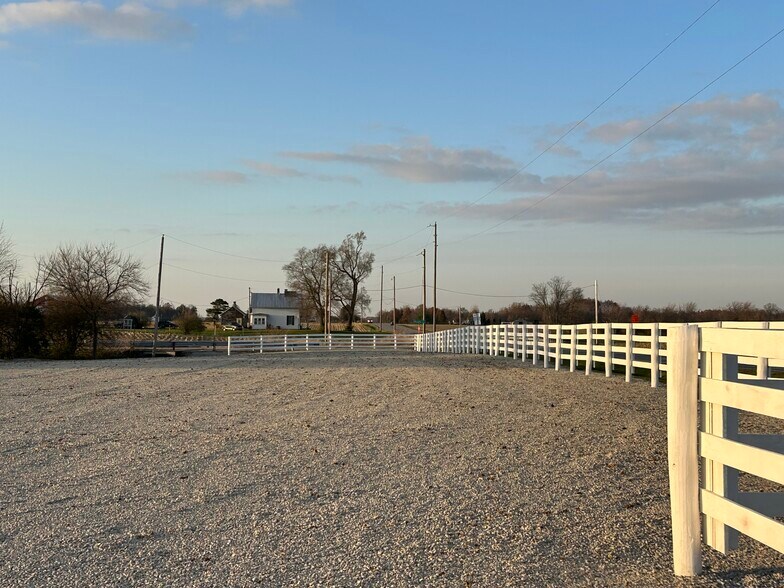 7754 S State Route 73, Wilmington, OH à vendre - Photo de l’immeuble – Image 3 sur 8