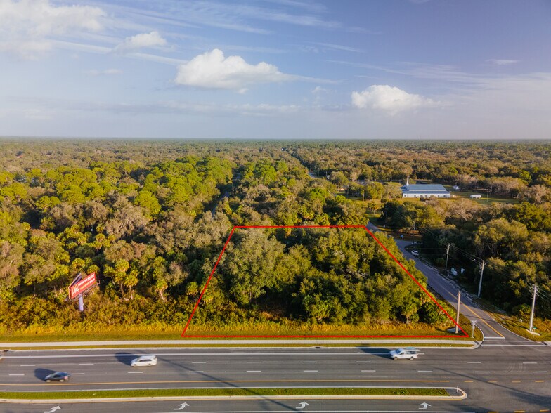 676 Tamiami Trl, Port Charlotte, FL à vendre - Photo de l’immeuble – Image 3 sur 9