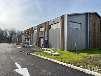 Plus de détails pour Bureau, Local d'activités à louer