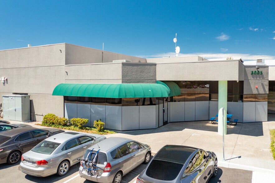 3005 Wiljan Ct, Santa Rosa, CA à louer - Photo de l’immeuble – Image 2 sur 10