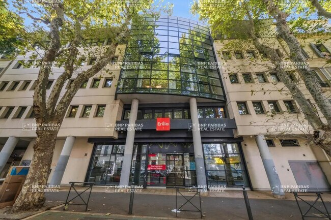 Plus de détails pour Bureau à vendre