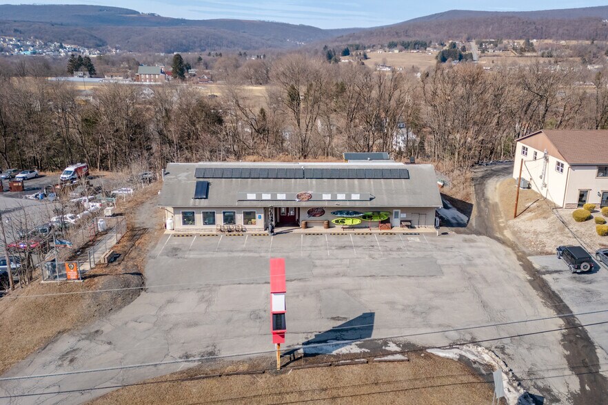400 Interchange Rd, Lehighton, PA à vendre - Photo de l’immeuble – Image 3 sur 16
