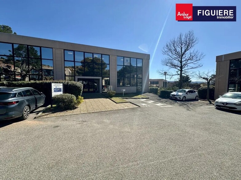 511 Route De La Seds, Vitrolles à louer - Photo de l’immeuble – Image 1 sur 7