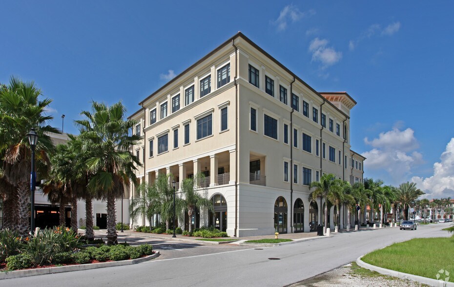 Civic Center Pl, Miramar, FL à louer - Photo de l’immeuble – Image 3 sur 48
