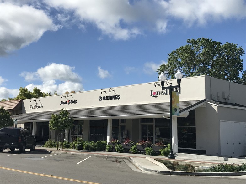 115-125 Hartz Ave, Danville, CA à louer - Photo de l’immeuble – Image 2 sur 10