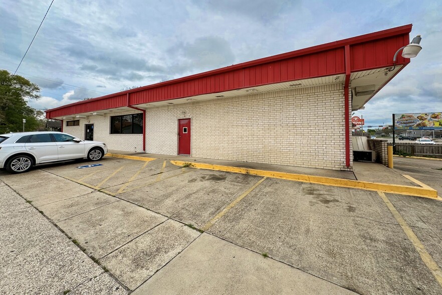 1480 Washington Blvd, Beaumont, TX à louer - Photo de l’immeuble – Image 3 sur 14