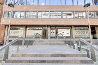 Plus de détails pour Bureau/Local commercial à louer