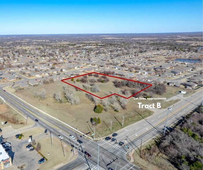 12th Ave NE & E Rock Creek Rd, Norman, OK à vendre - Photo de l’immeuble – Image 1 sur 20
