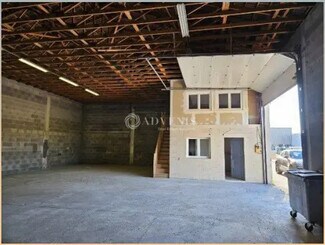 Plus de détails pour Industriel/Logistique à louer